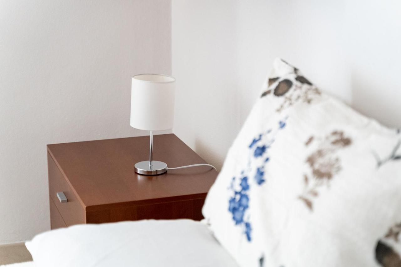 Spacious 3-Bedroom Apartment With Courtyard In Tempio Pausania - Perfect For Families Eksteriør billede