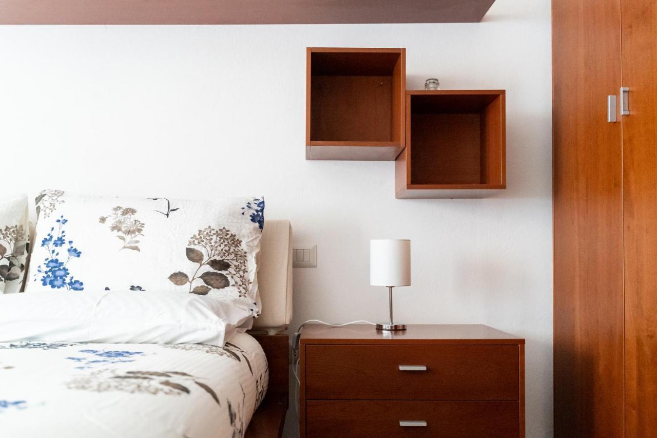 Spacious 3-Bedroom Apartment With Courtyard In Tempio Pausania - Perfect For Families Eksteriør billede